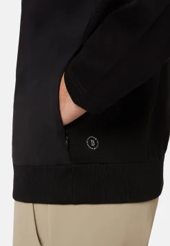 Gilet Nero In Maglia Riciclata E Jersey Tecnico